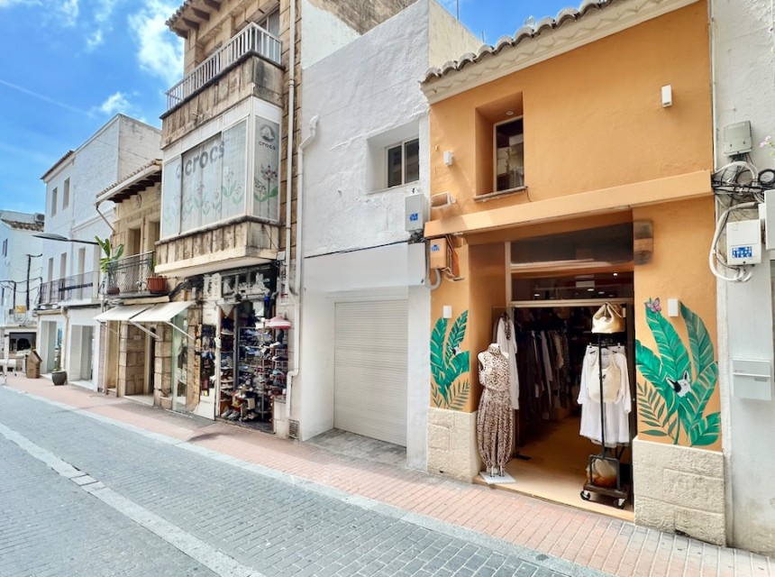 A Vendre - locaux_commerciaux -
Moraira - Casco Urbano