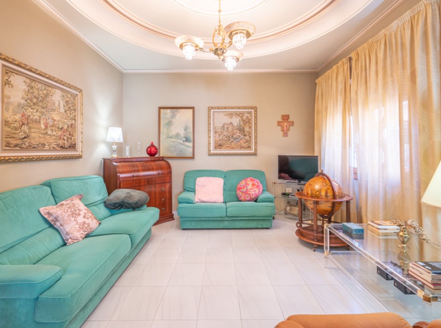 A Vendre - Maison de ville -
Gata de Gorgos