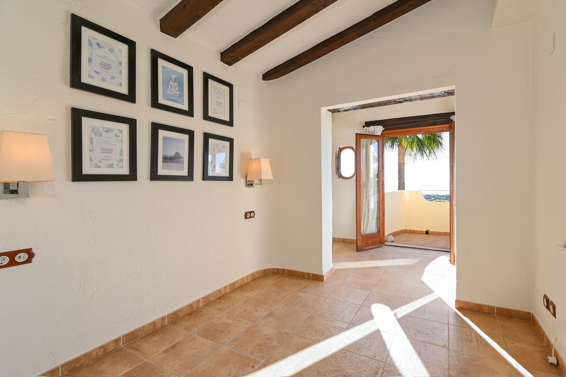 A Vendre - Maison de ville -
Moraira