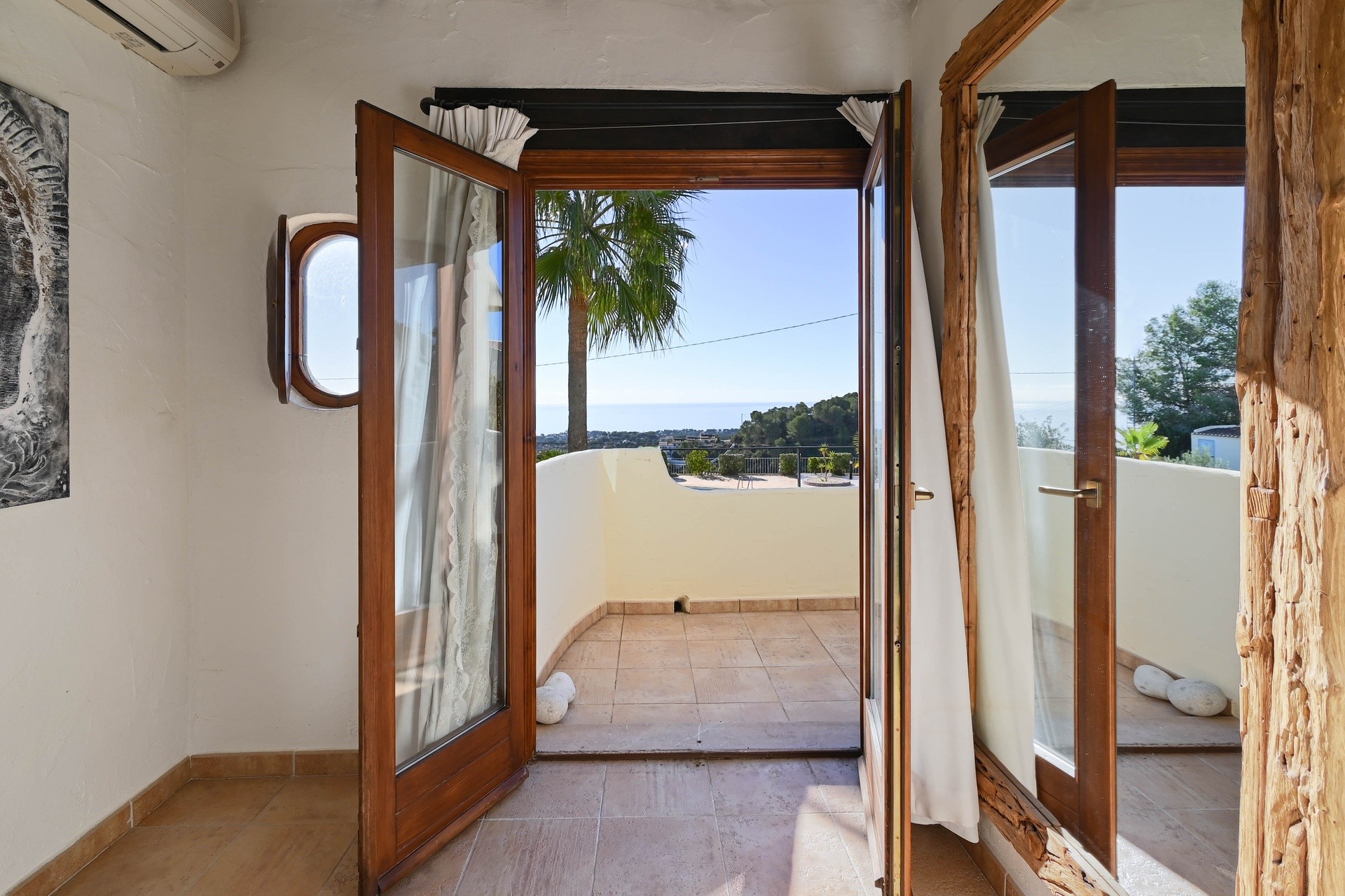 A Vendre - Maison de ville -
Moraira