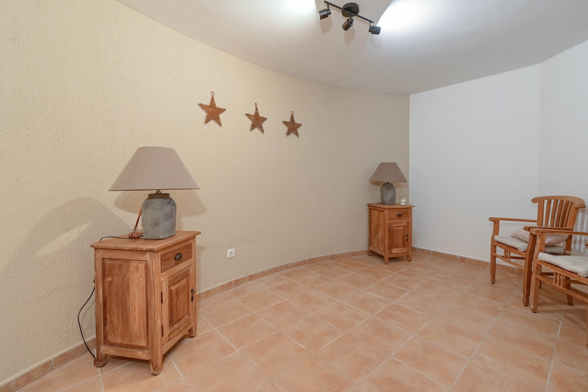 A Vendre - Maison de ville -
Moraira