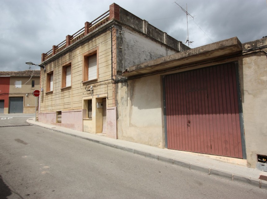 A Vendre - Maison de ville -
Sagra