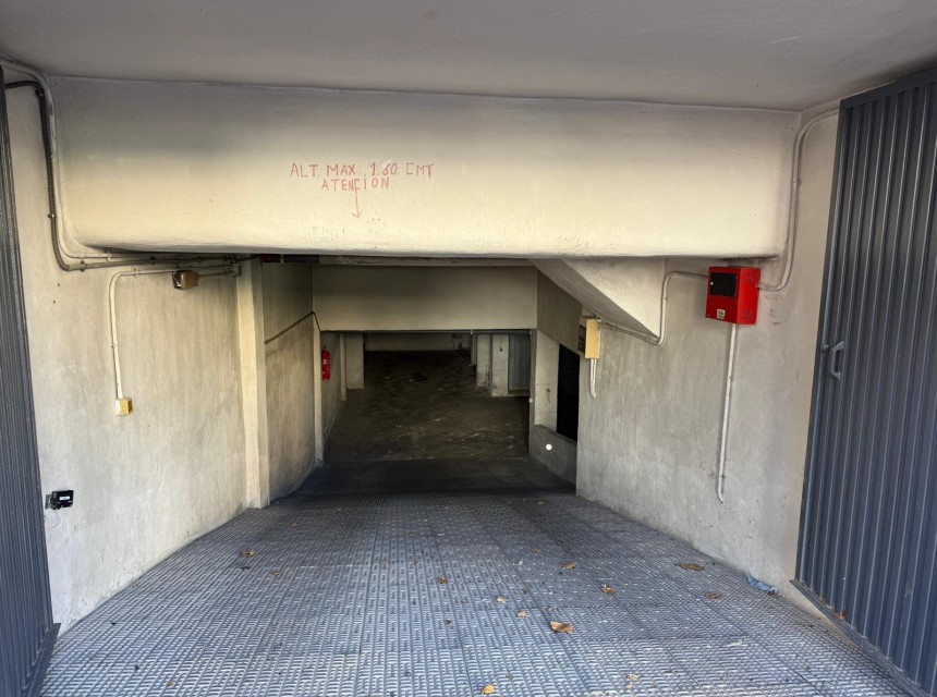 A Vendre - Parking -
Torrevieja - Estacion de autobuses