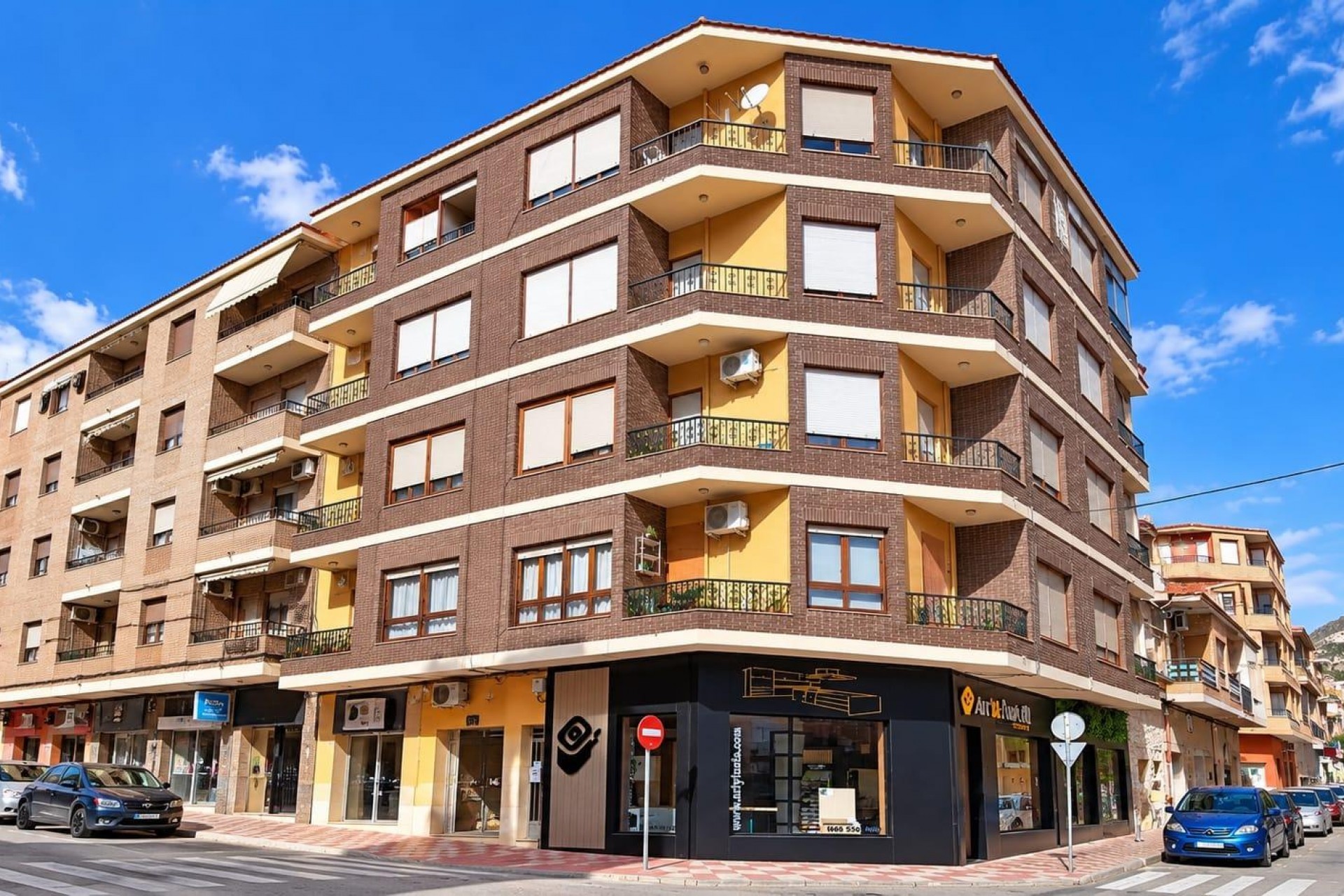 A Vendre - Piso -
Castalla - Ayuntamiento