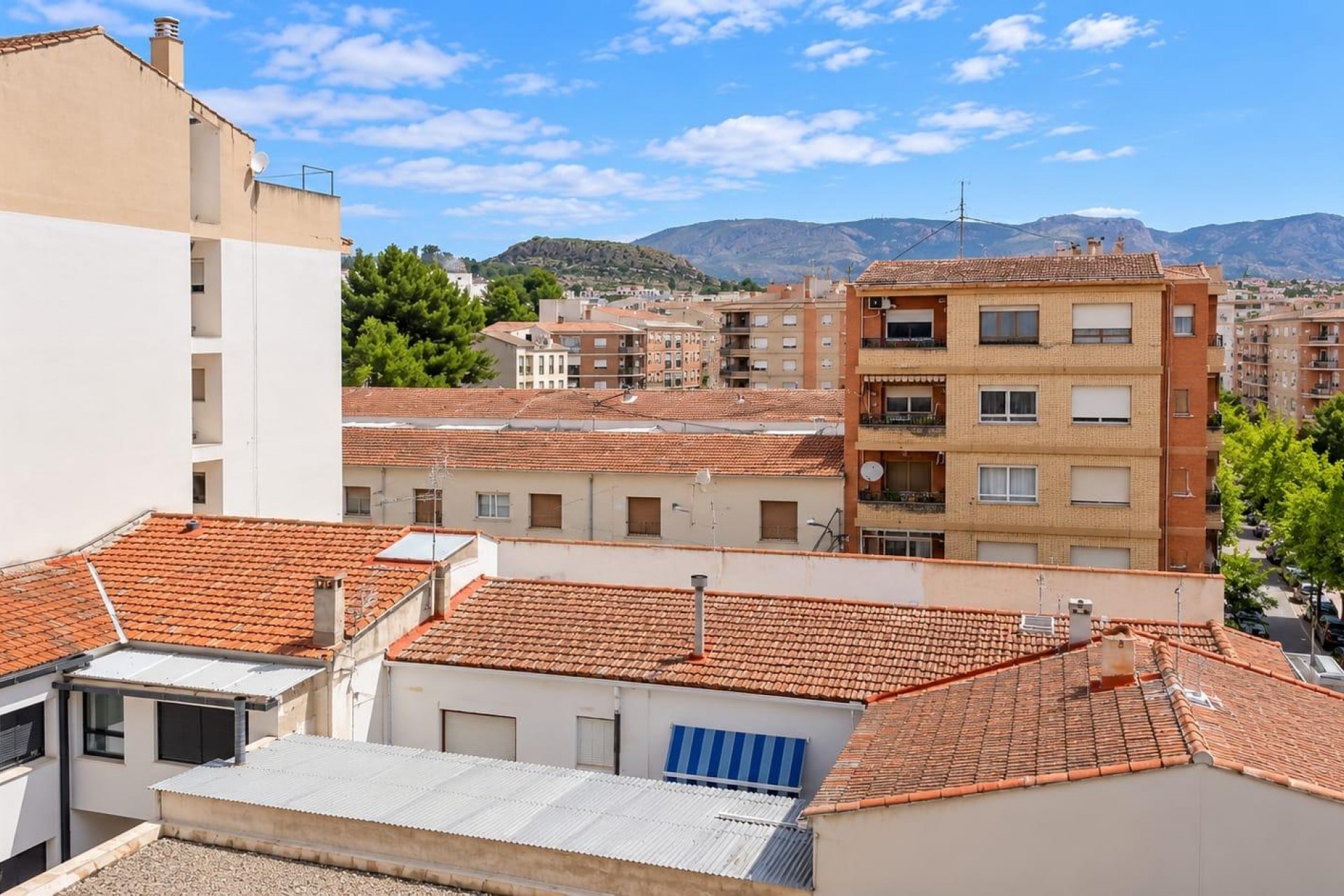 A Vendre - Piso -
Castalla - Ayuntamiento