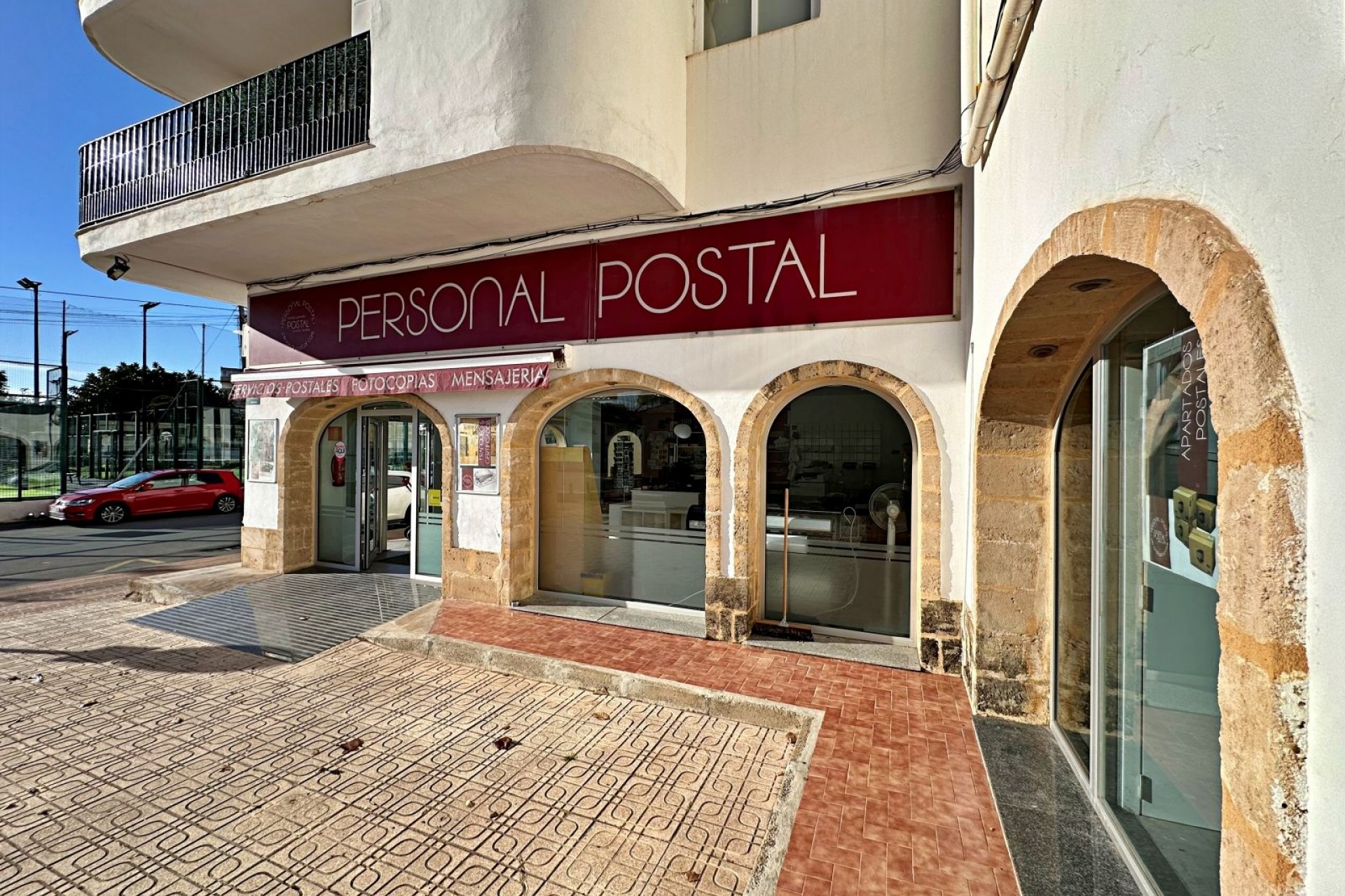 A Vendre - Propriété commerciale -
Javea - Arenal