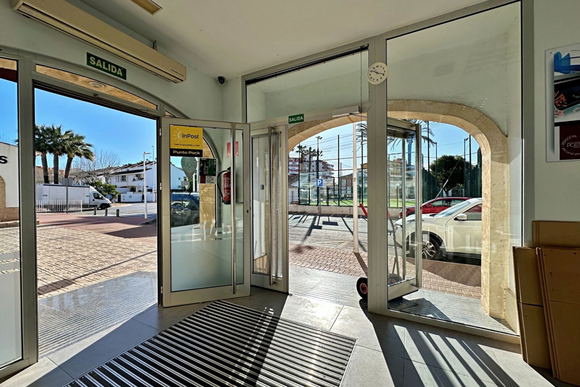 A Vendre - Propriété commerciale -
Javea - Arenal