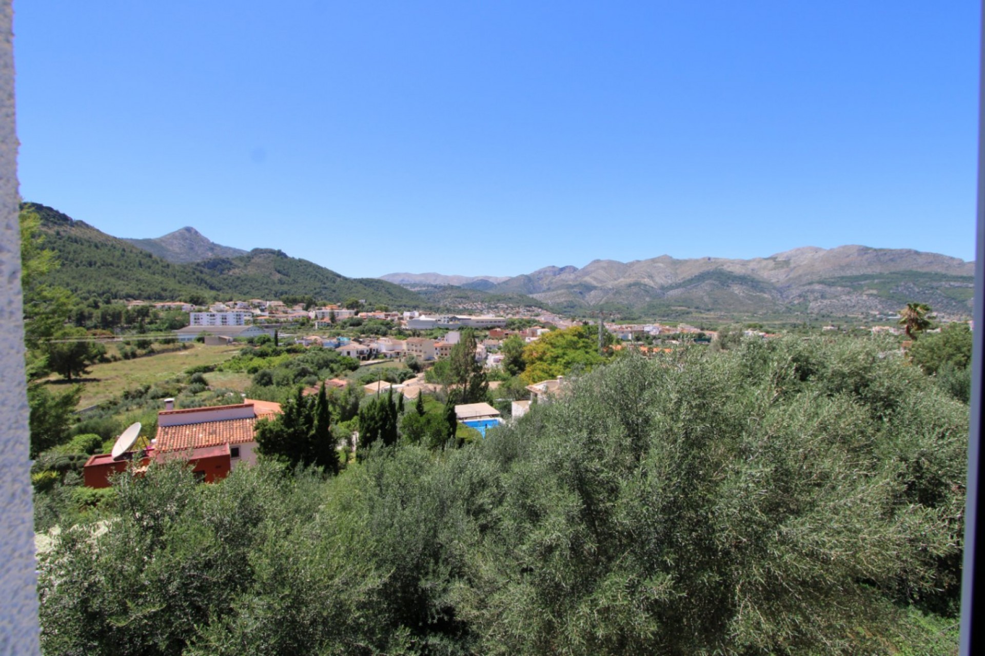 A Vendre - Terrain -
El Ràfol d' Almúnia