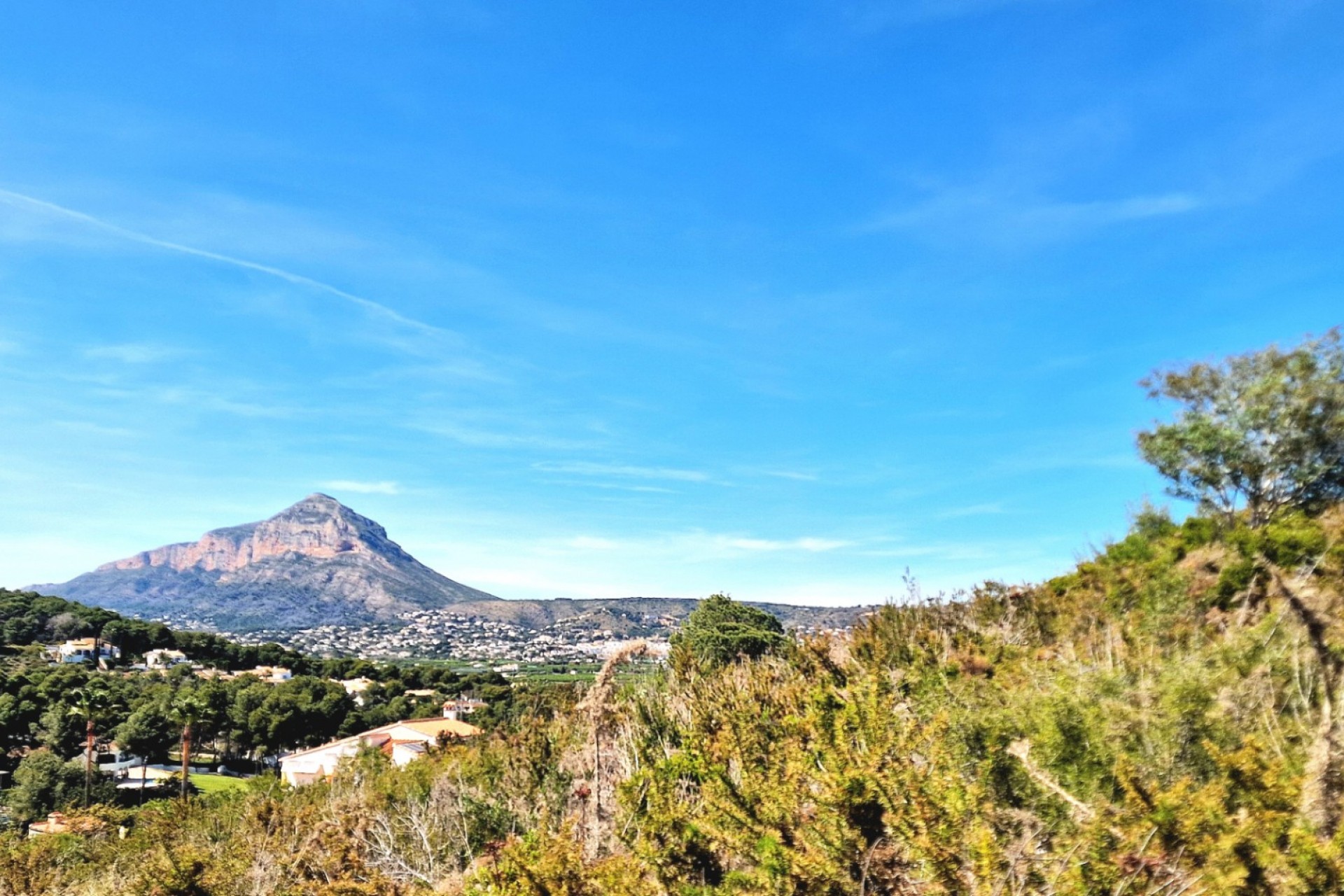 A Vendre - Terrain -
Javea