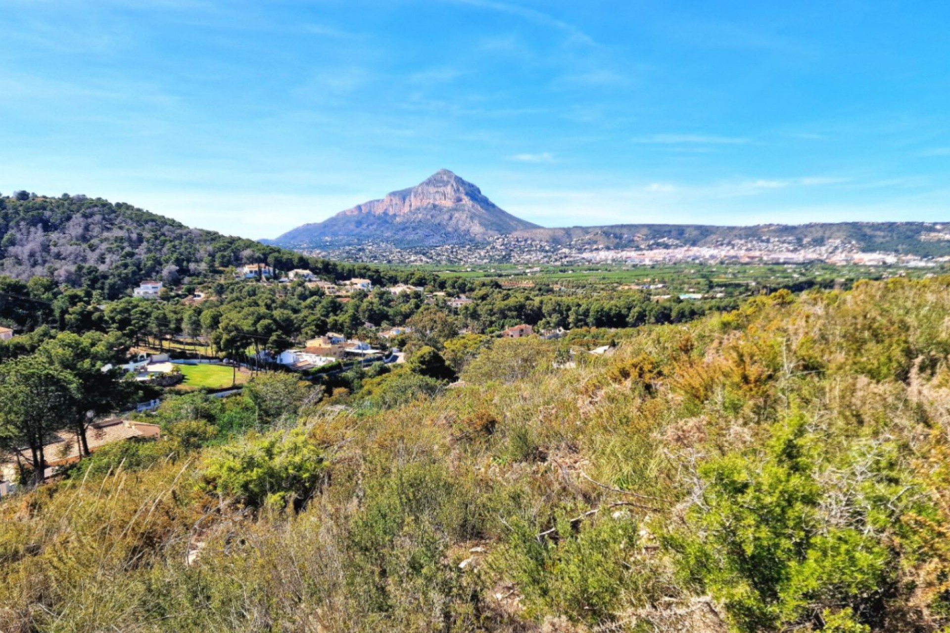 A Vendre - Terrain -
Javea