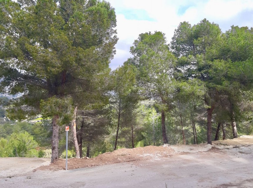 A Vendre - Terrain -
Moraira - Benimeit