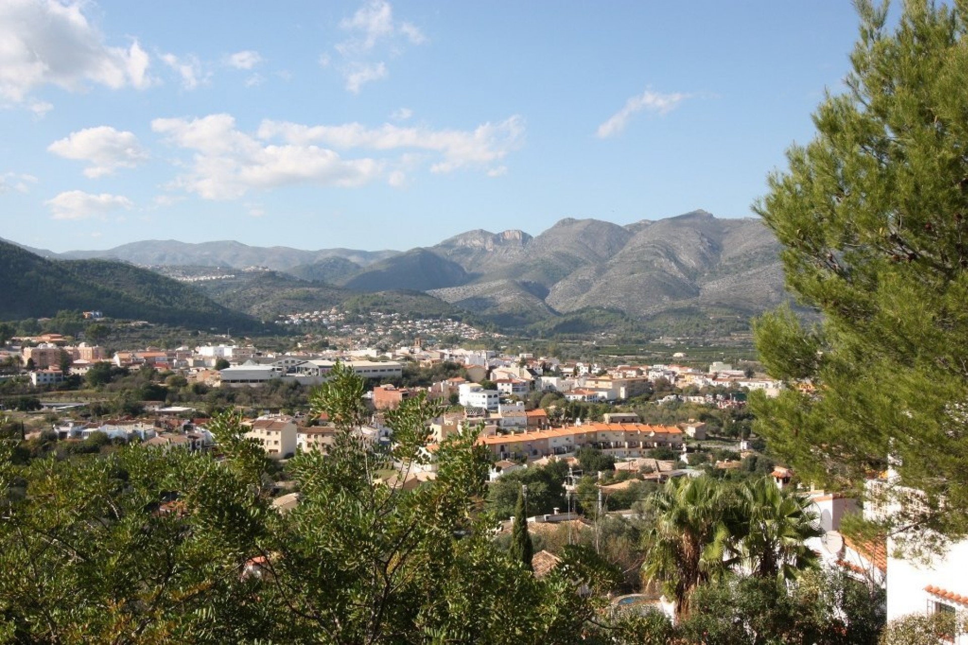 A Vendre - Terrain -
Orba