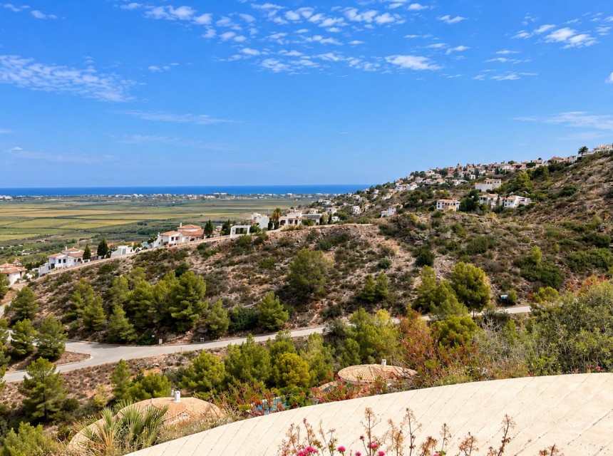 A Vendre - Terrain -
Pego