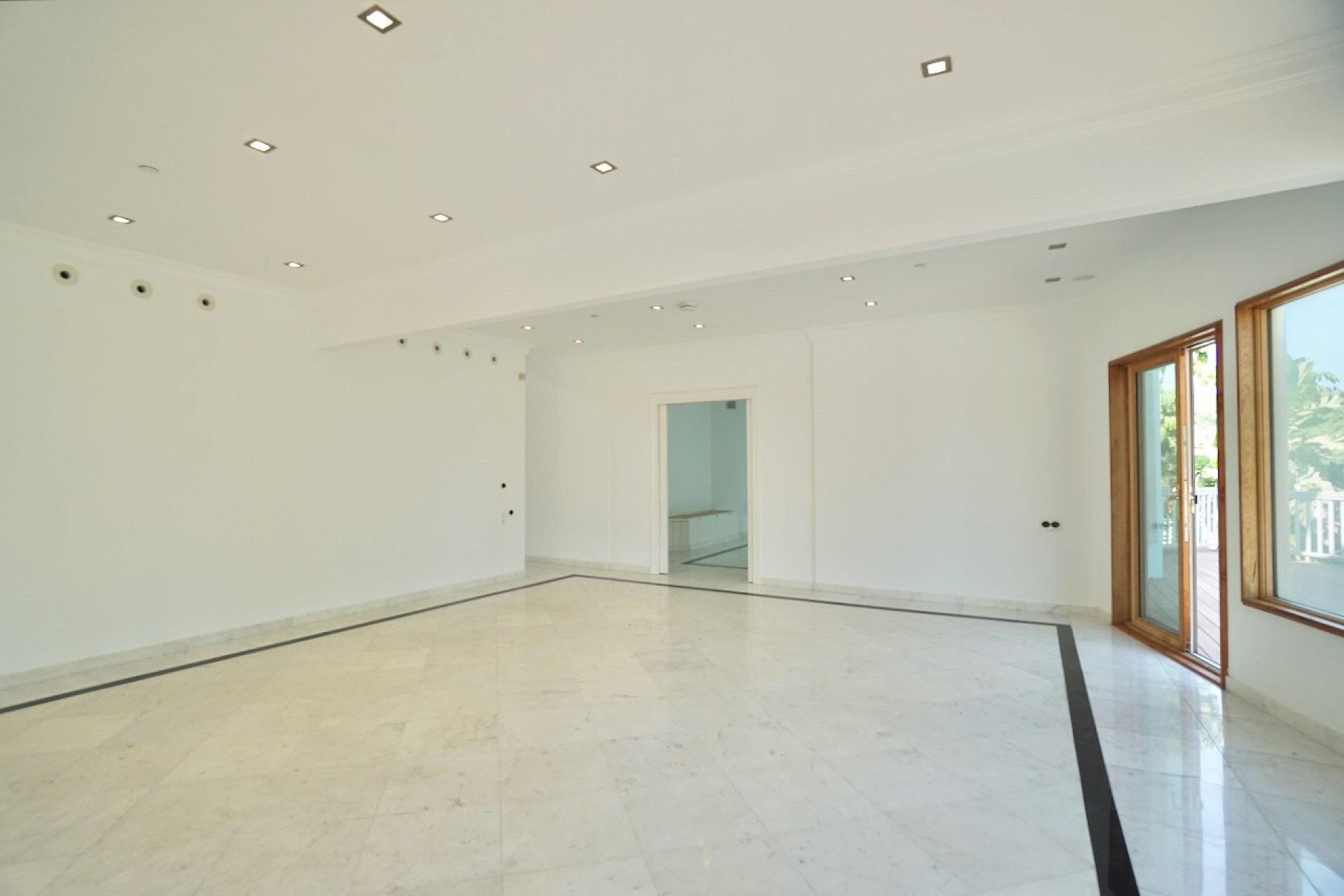 A Vendre - Villa -
Benhavis - El Paraiso Alto