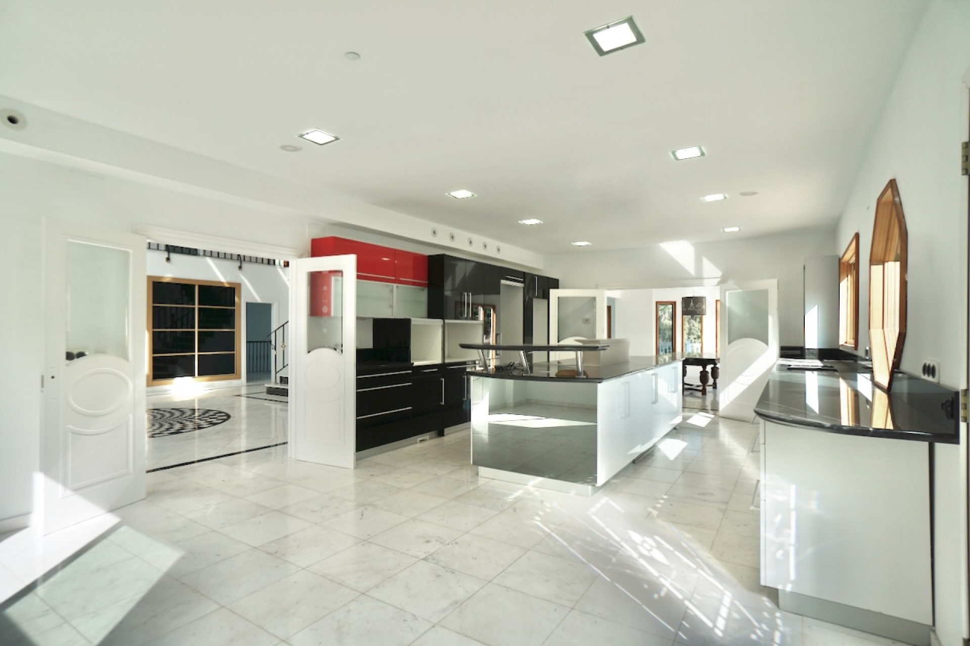 A Vendre - Villa -
Benhavis - El Paraiso Alto