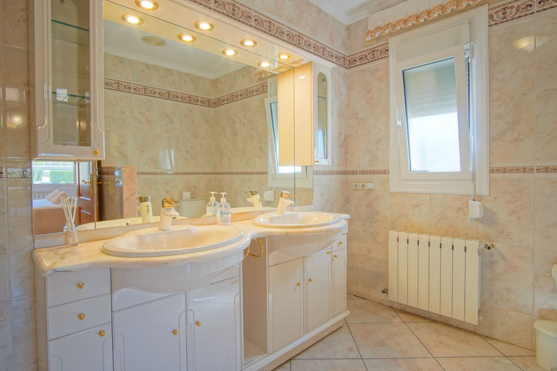 A Vendre - Villa -
Benissa