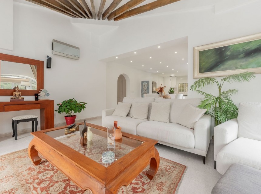 A Vendre - Villa -
Benissa