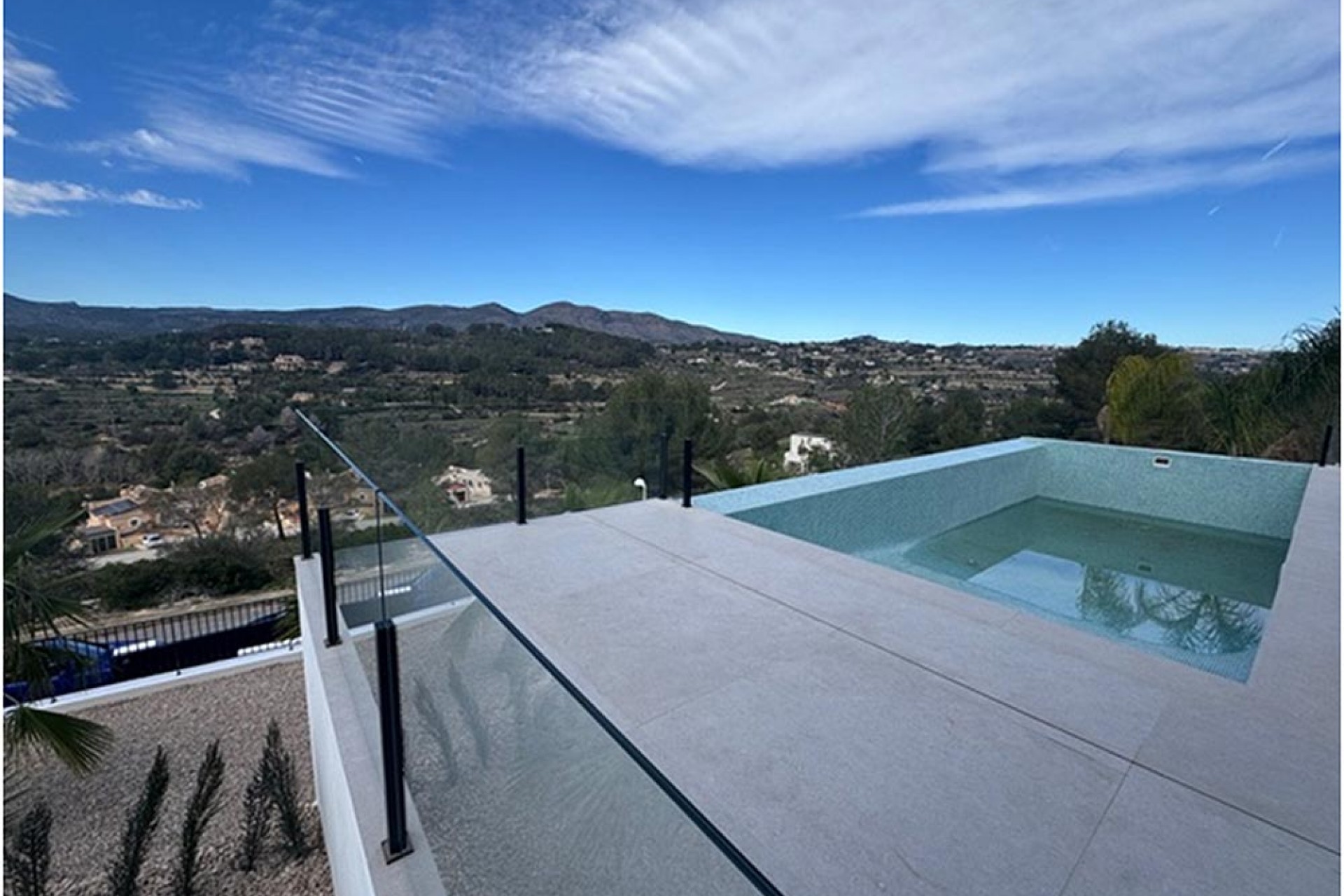 A Vendre - Villa -
Calpe - Empedrola