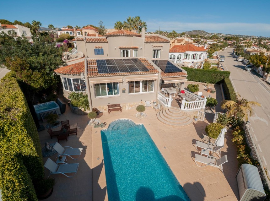 A Vendre - Villa -
Calpe - Enchinent