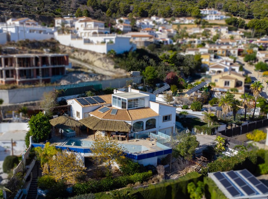 A Vendre - Villa -
Calpe