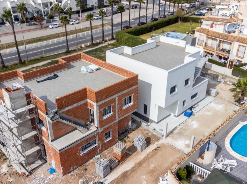 A Vendre - Villa de Lujo -
Torrevieja - Aguas nuevas 1