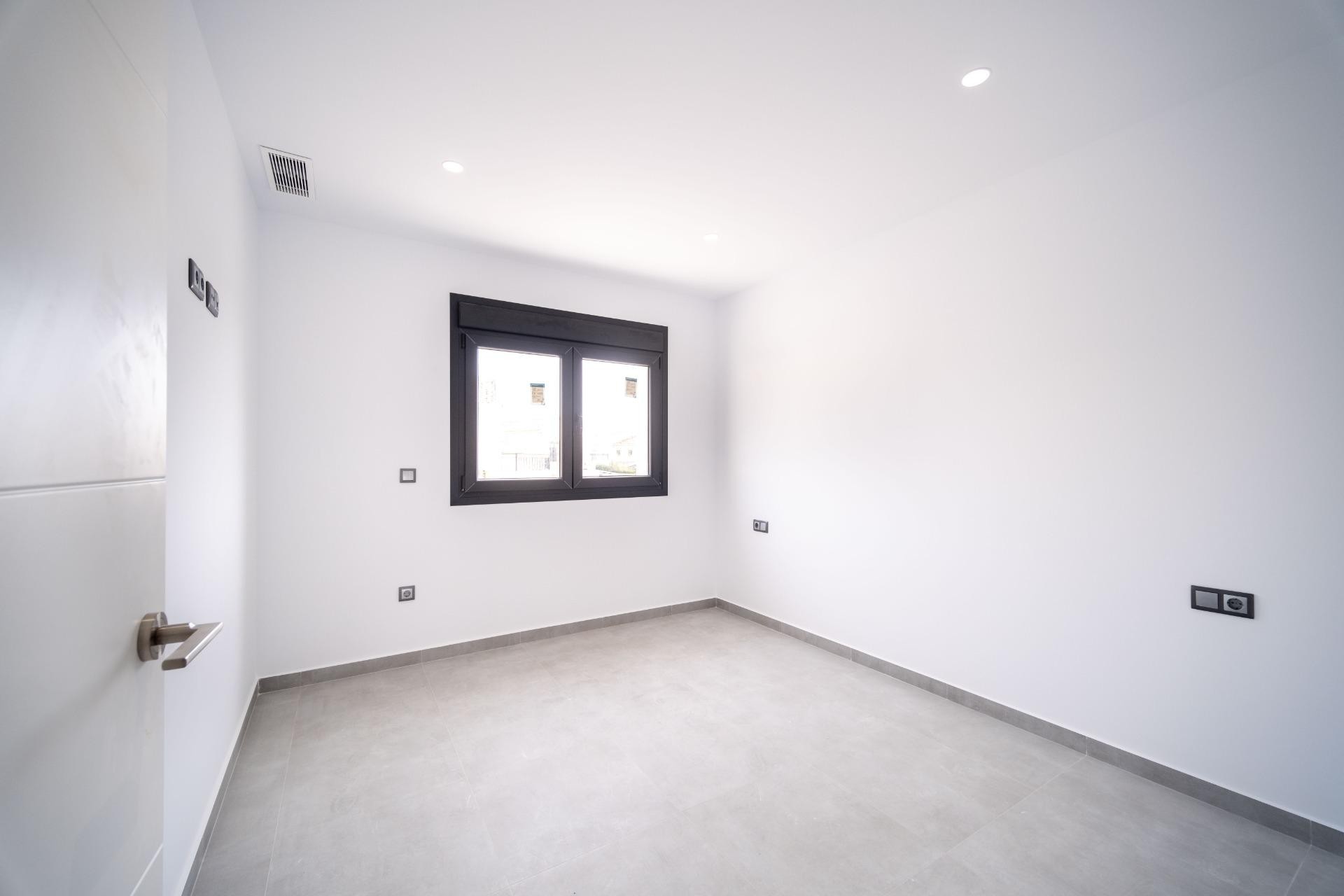 A Vendre - Villa de Lujo -
Torrevieja - Aguas nuevas 1