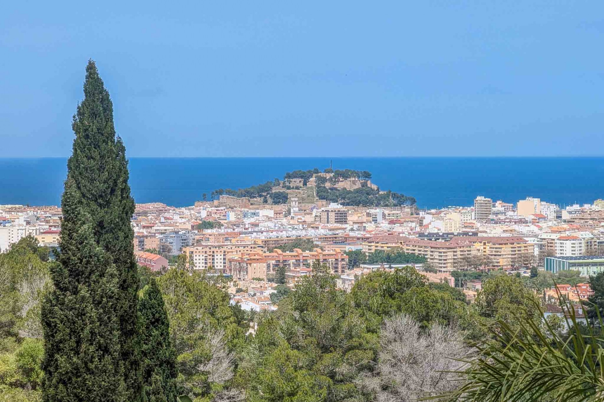 A Vendre - Villa -
Denia