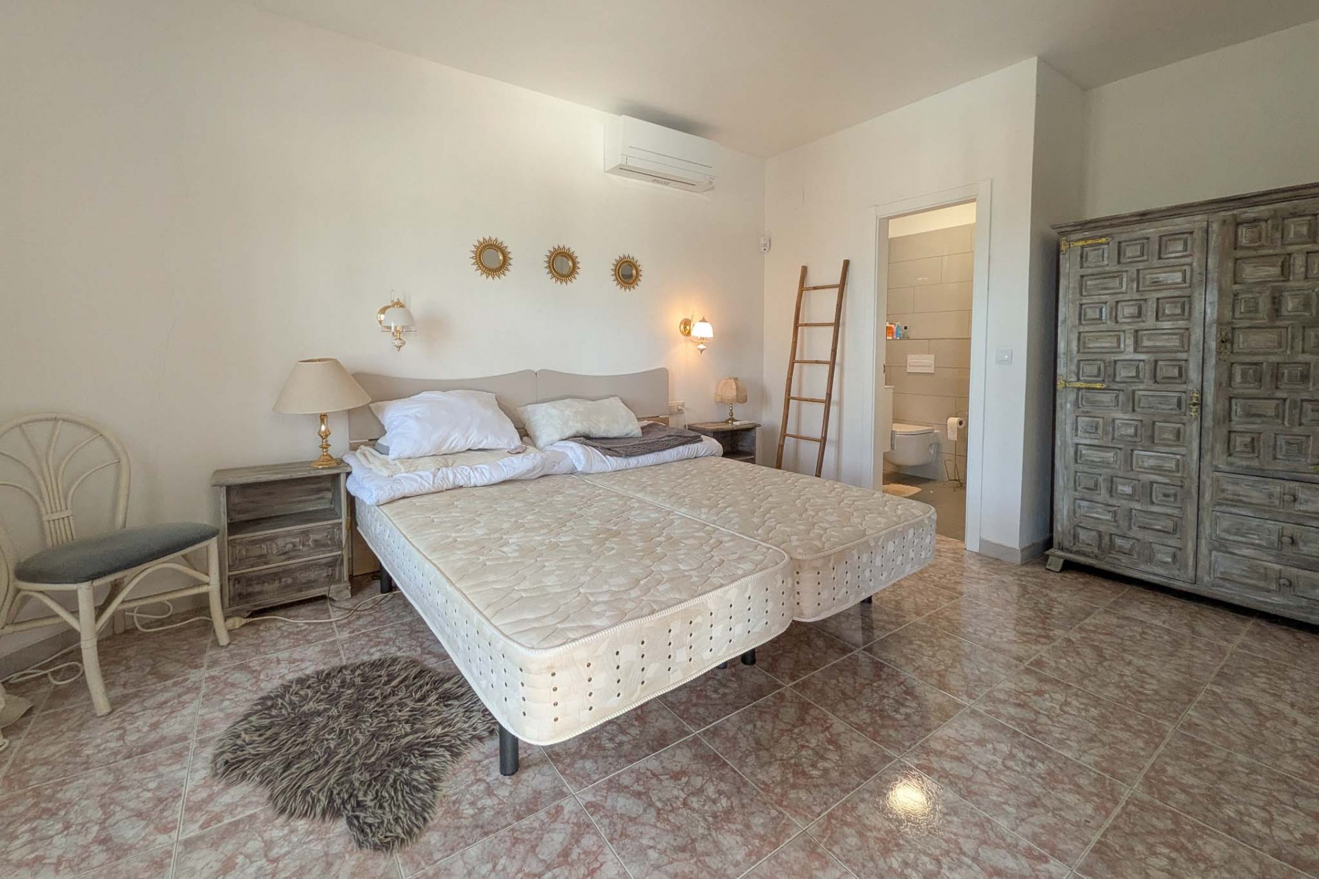 A Vendre - Villa -
Denia