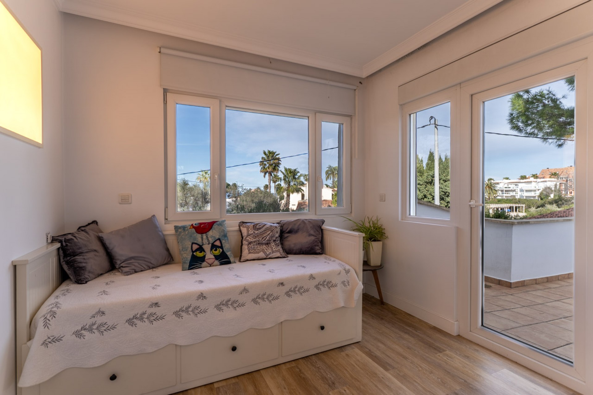 A Vendre - Villa -
Denia