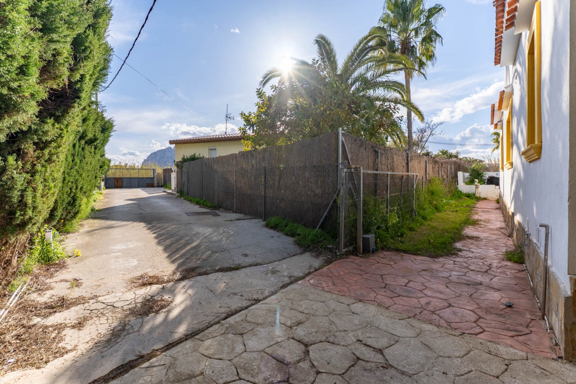 A Vendre - Villa -
Denia