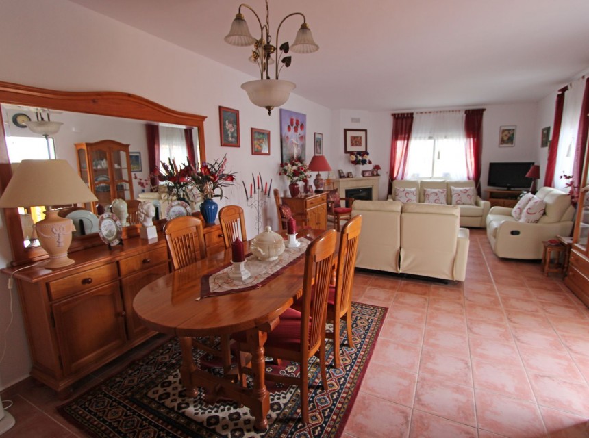 A Vendre - Villa -
El Rafol d'Almunia