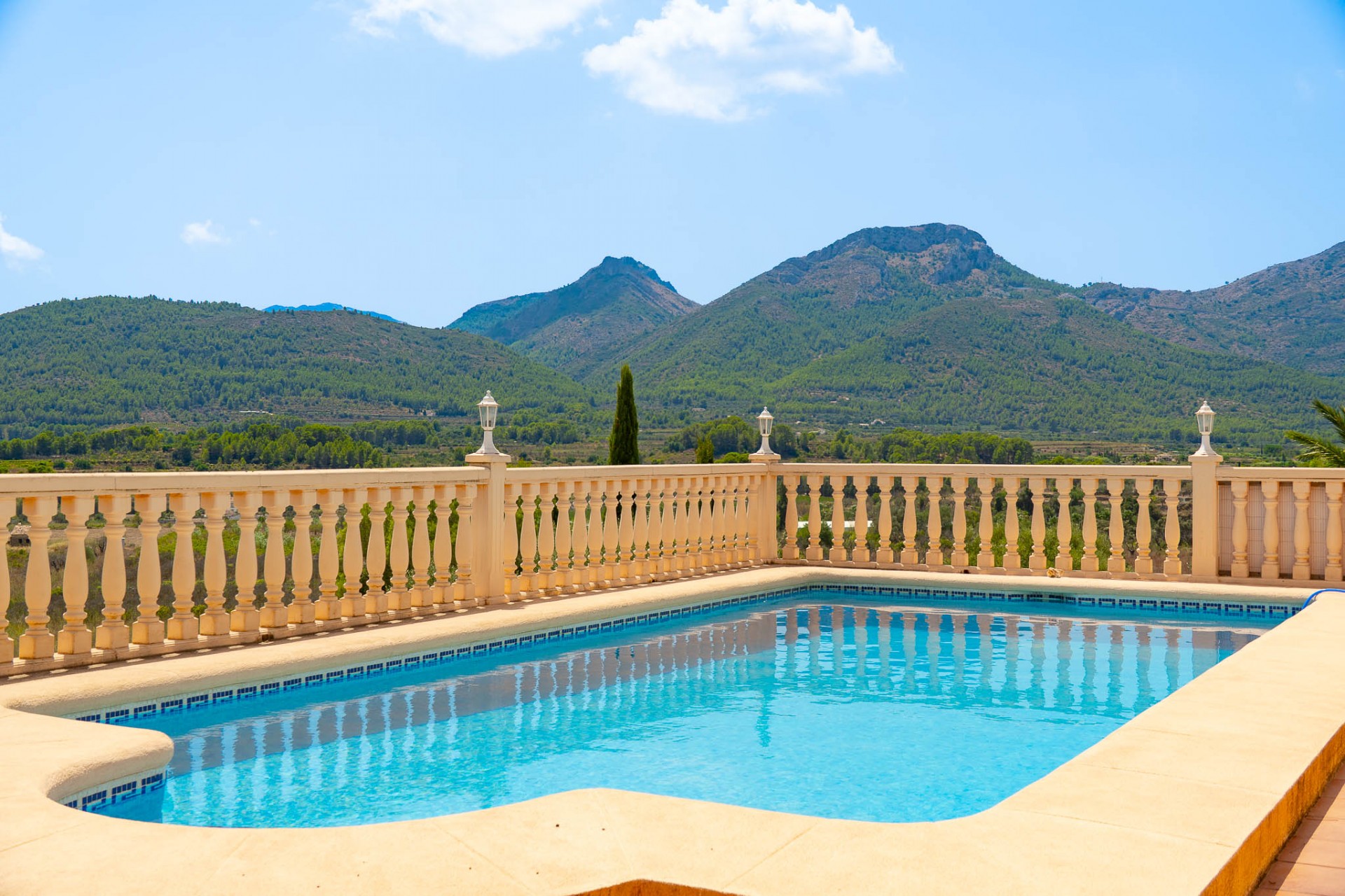 A Vendre - Villa -
Jalon