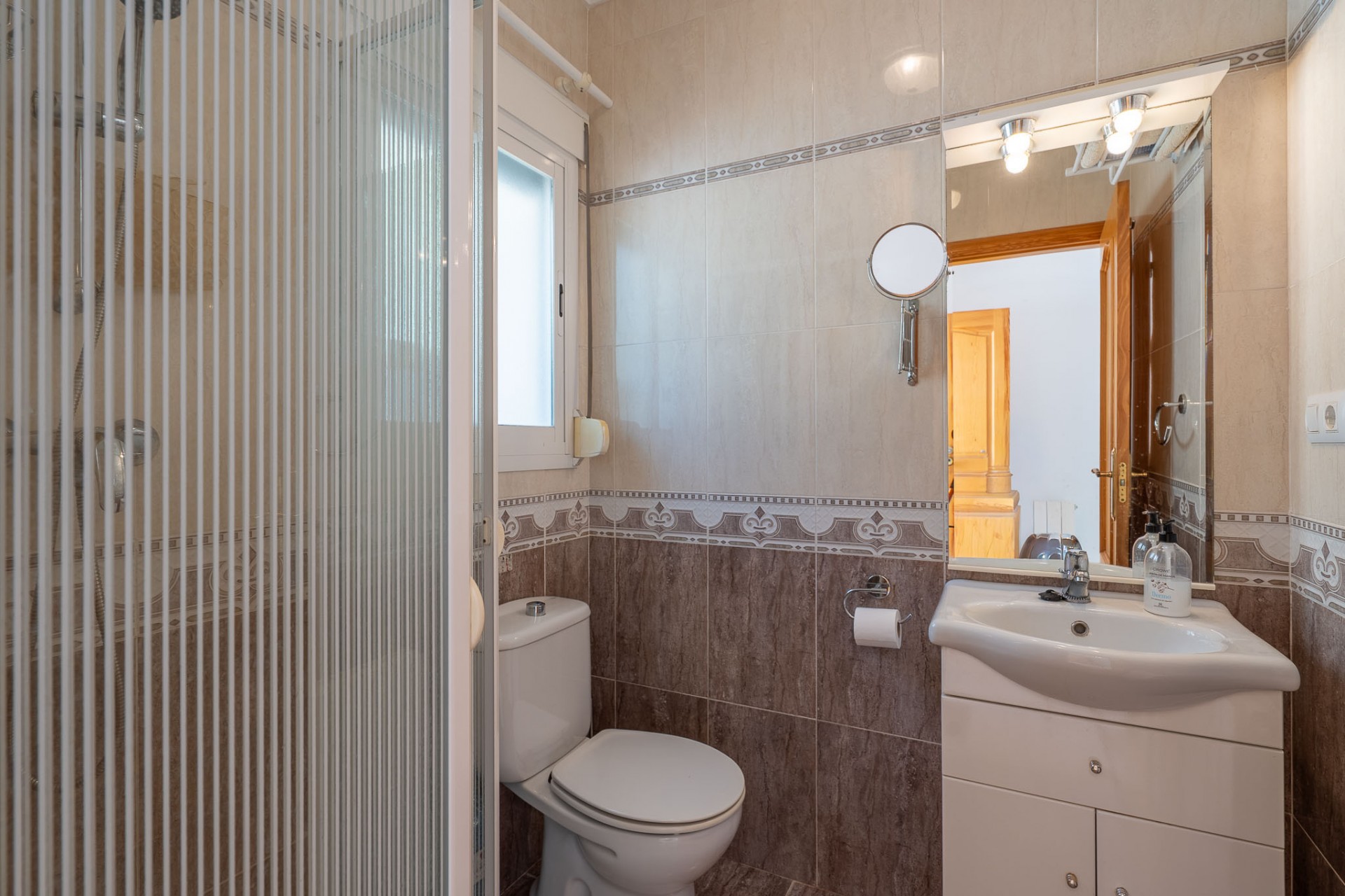 A Vendre - Villa -
Jalon