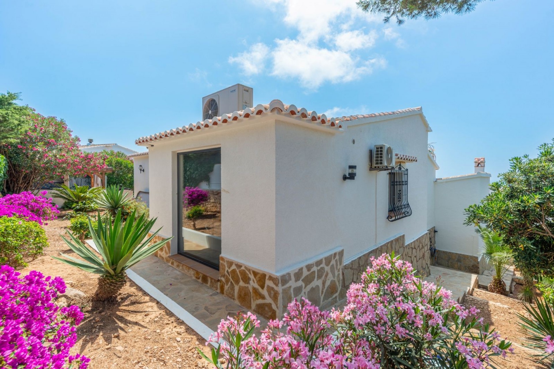 A Vendre - Villa -
Javea - Balcón del Mar