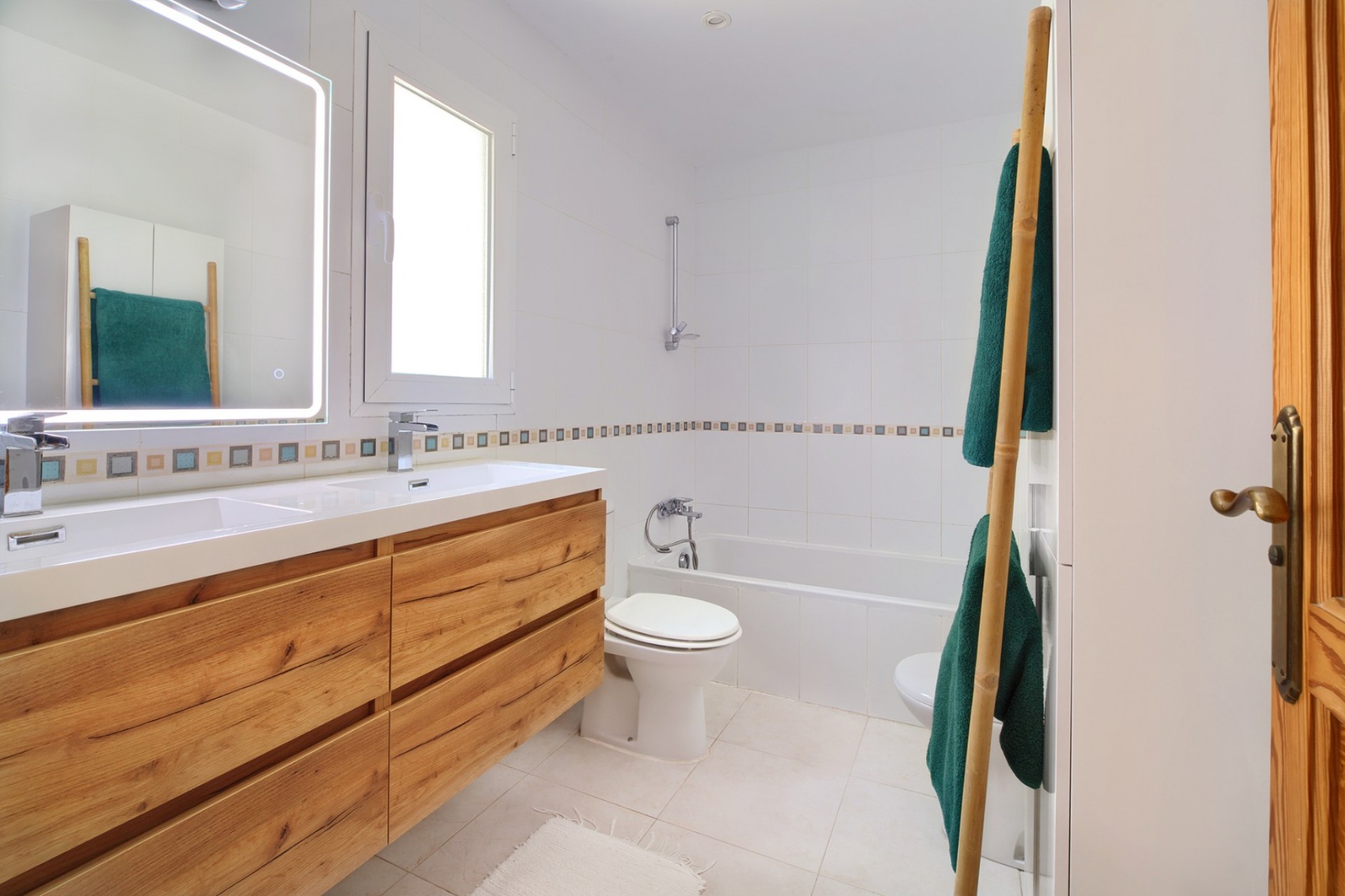 A Vendre - Villa -
Javea - Cansalades