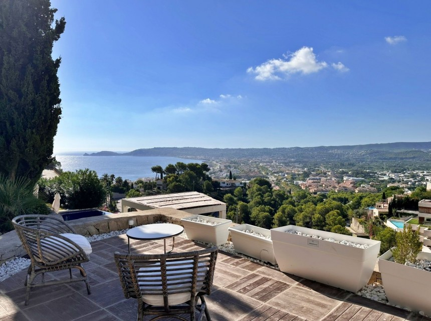 A Vendre - Villa -
Javea - La Corona