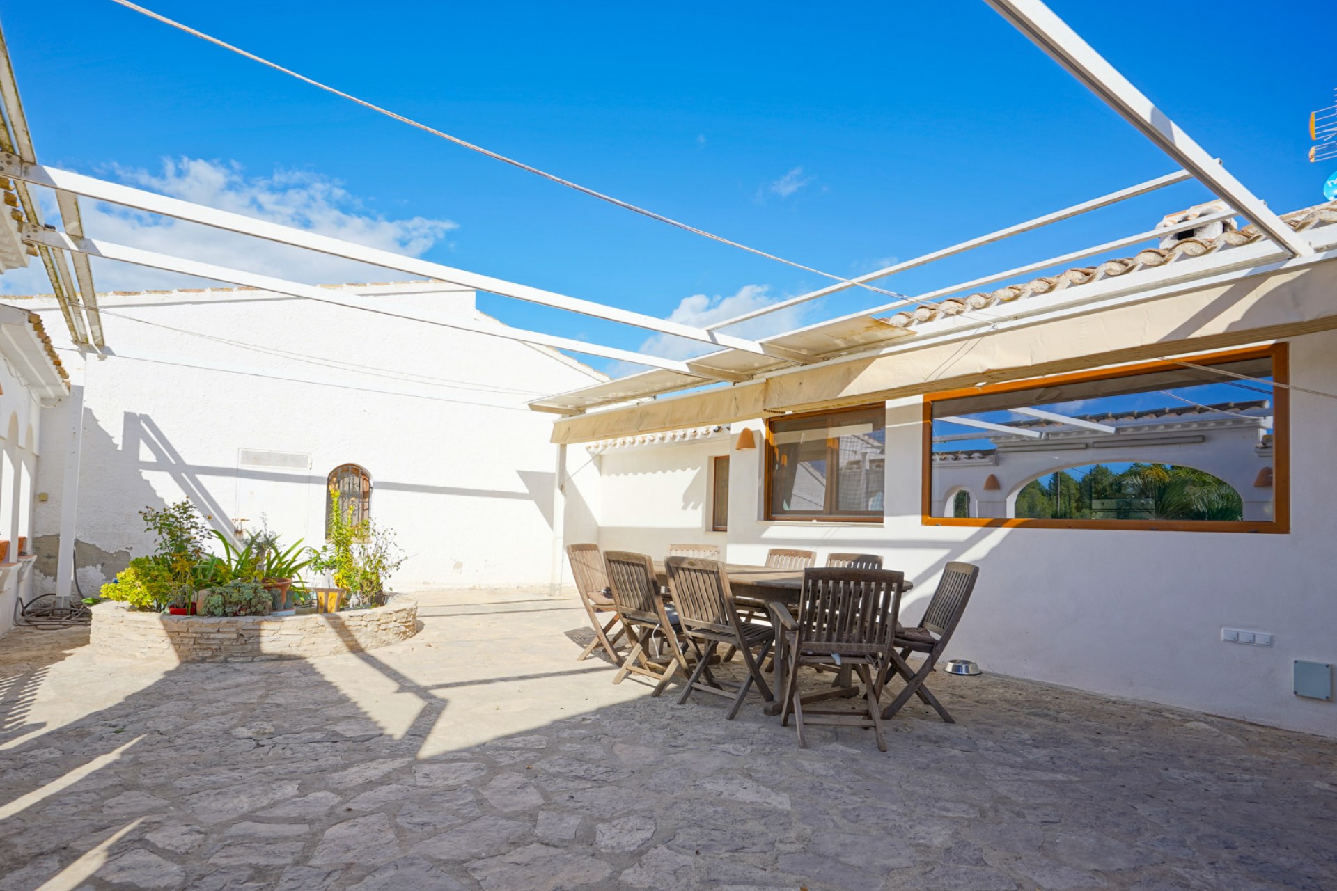 A Vendre - Villa -
Javea