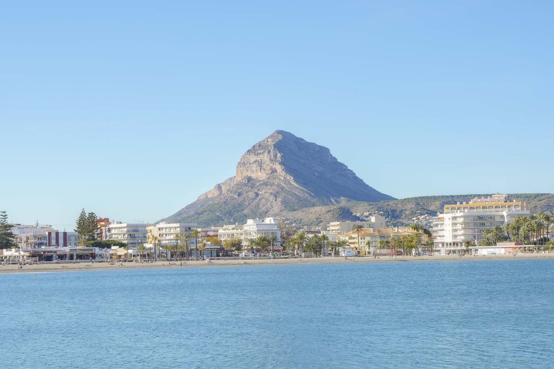 A Vendre - Villa -
Javea