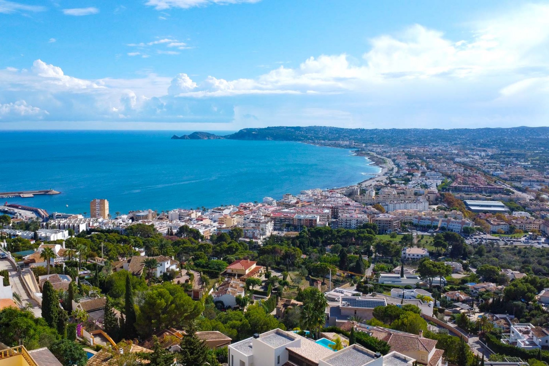 A Vendre - Villa -
Javea