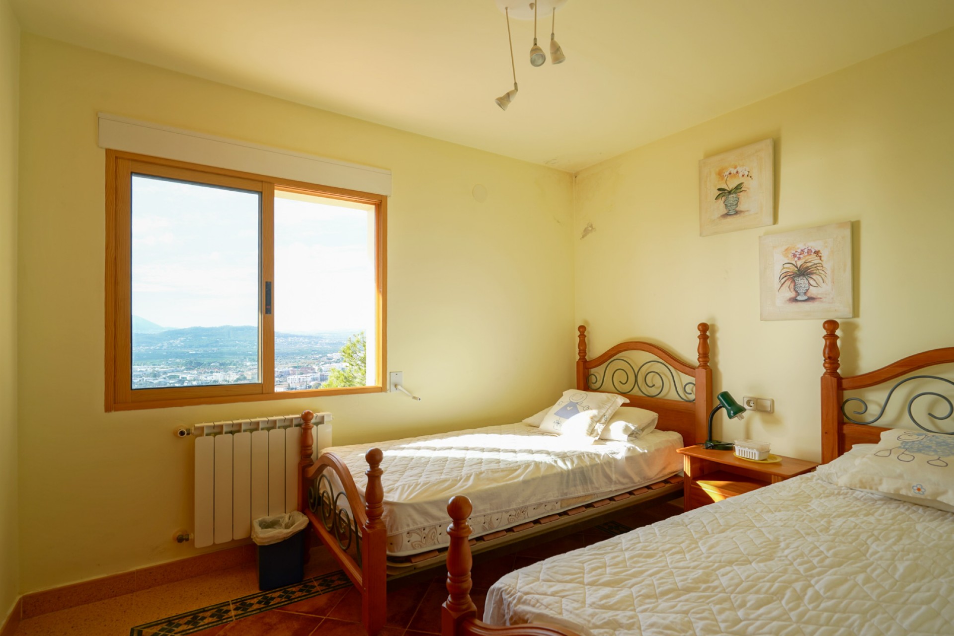 A Vendre - Villa -
Javea