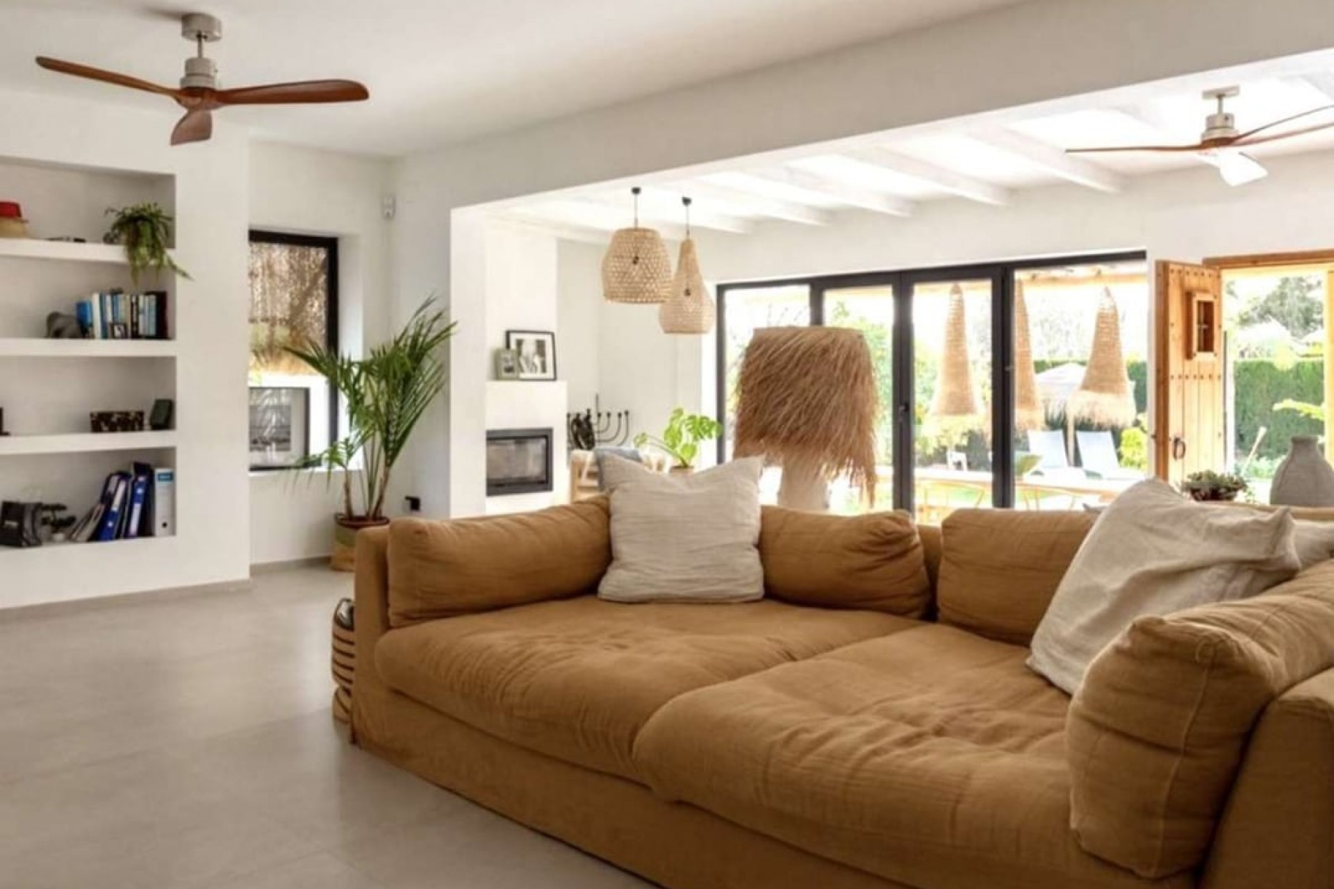 A Vendre - Villa -
Javea