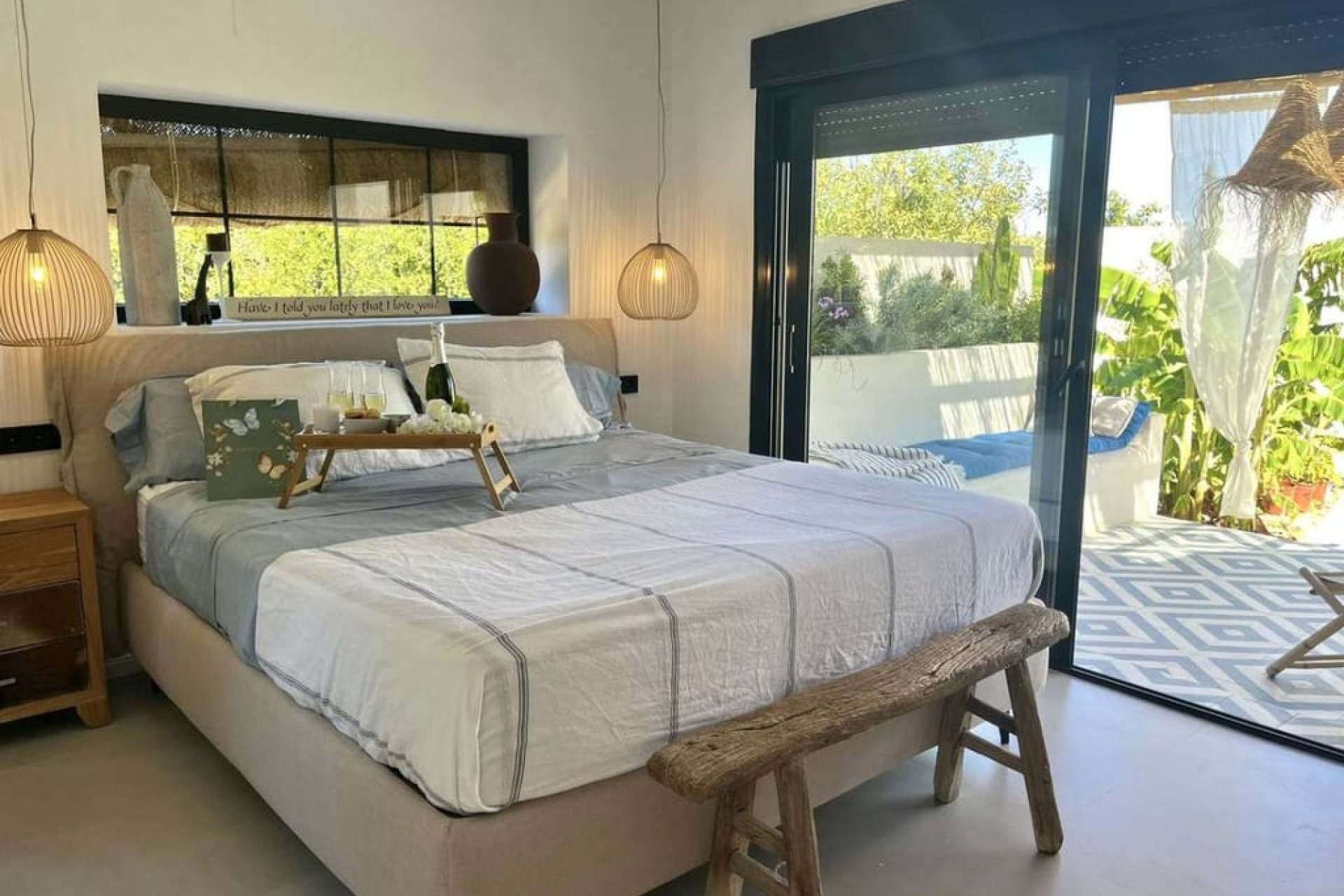 A Vendre - Villa -
Javea