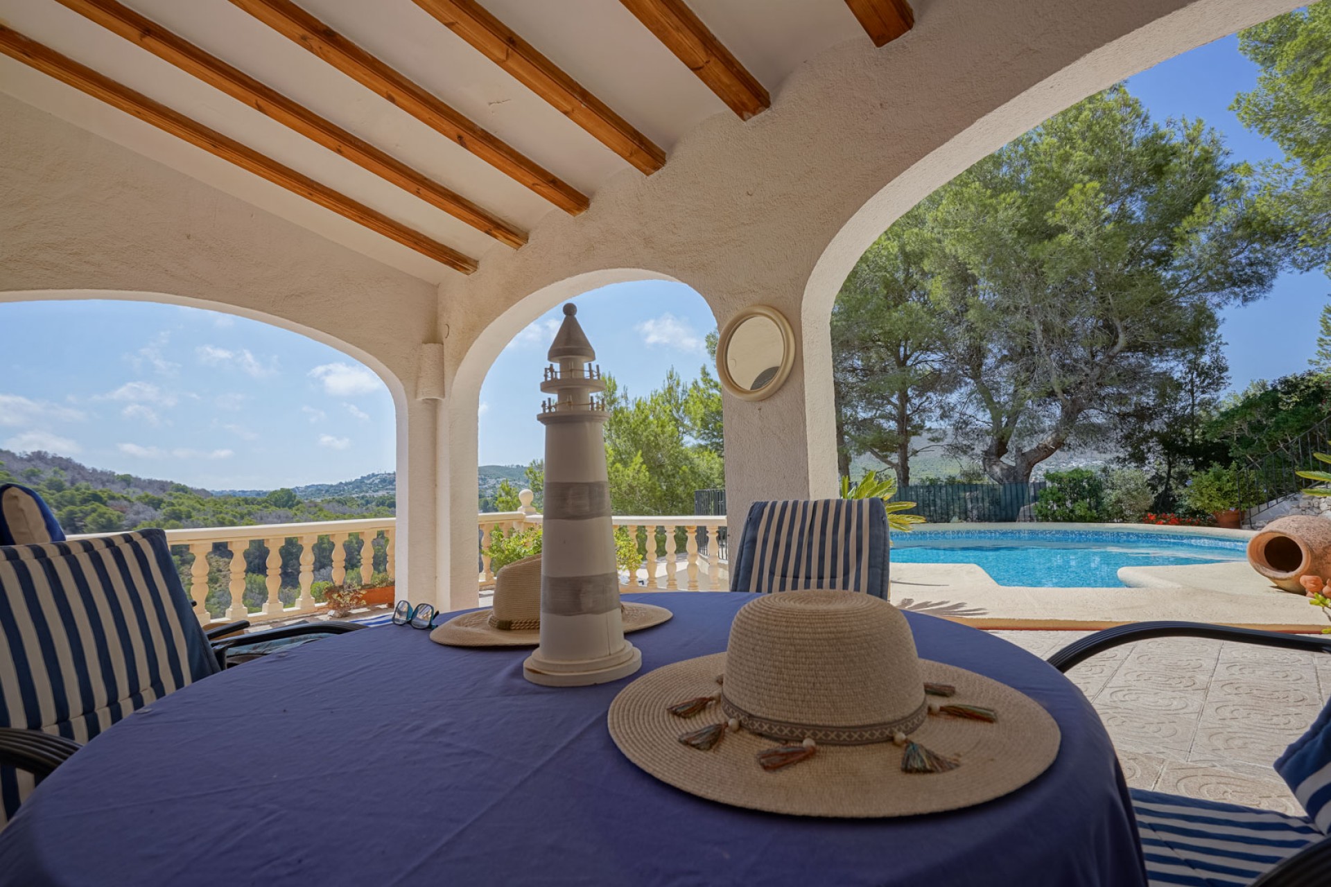 A Vendre - Villa -
Javea
