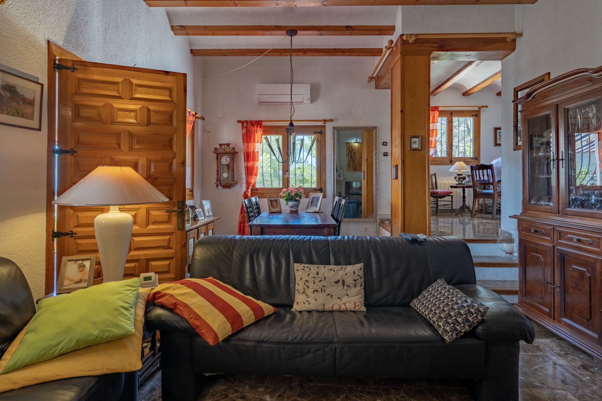 A Vendre - Villa -
Javea