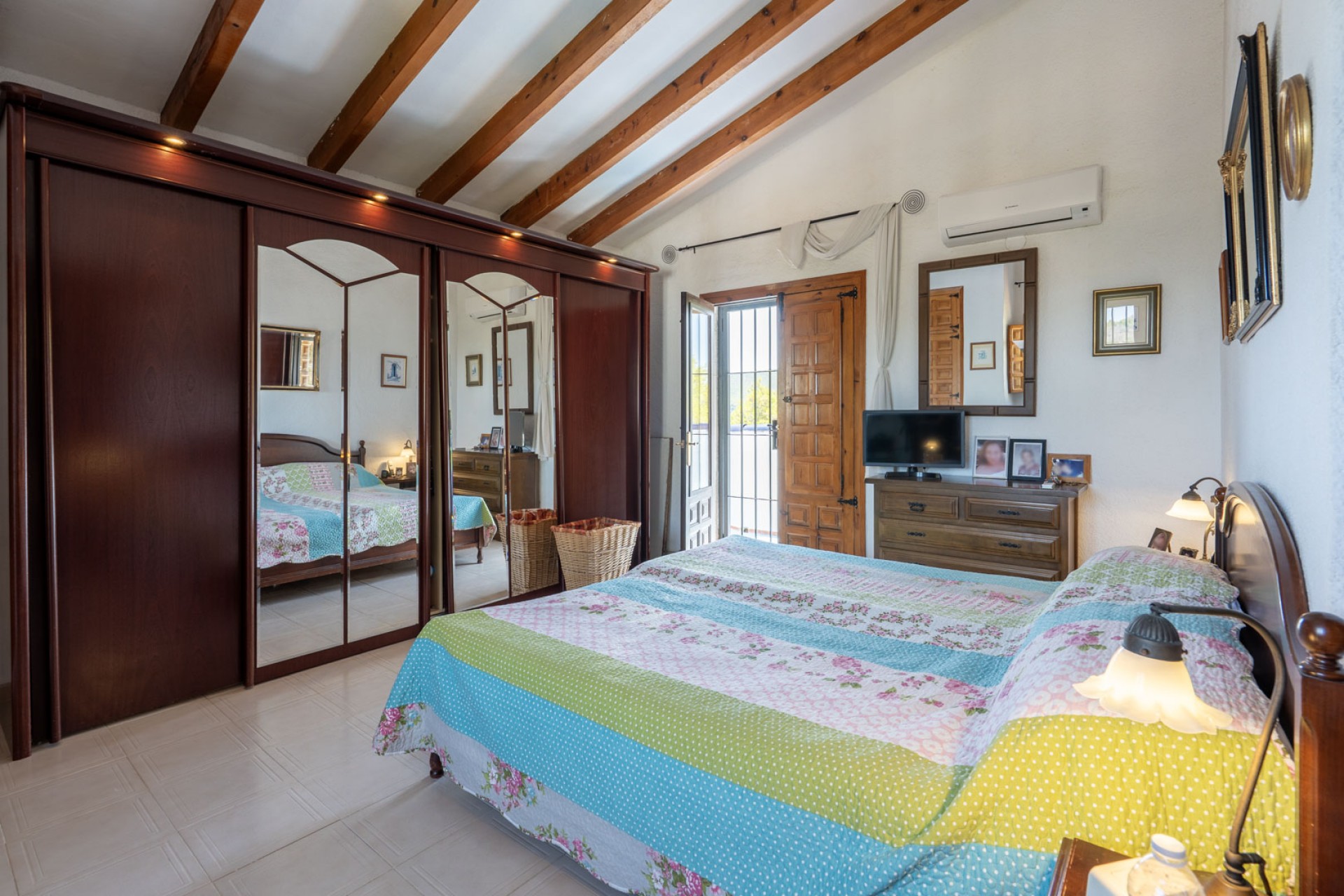 A Vendre - Villa -
Javea