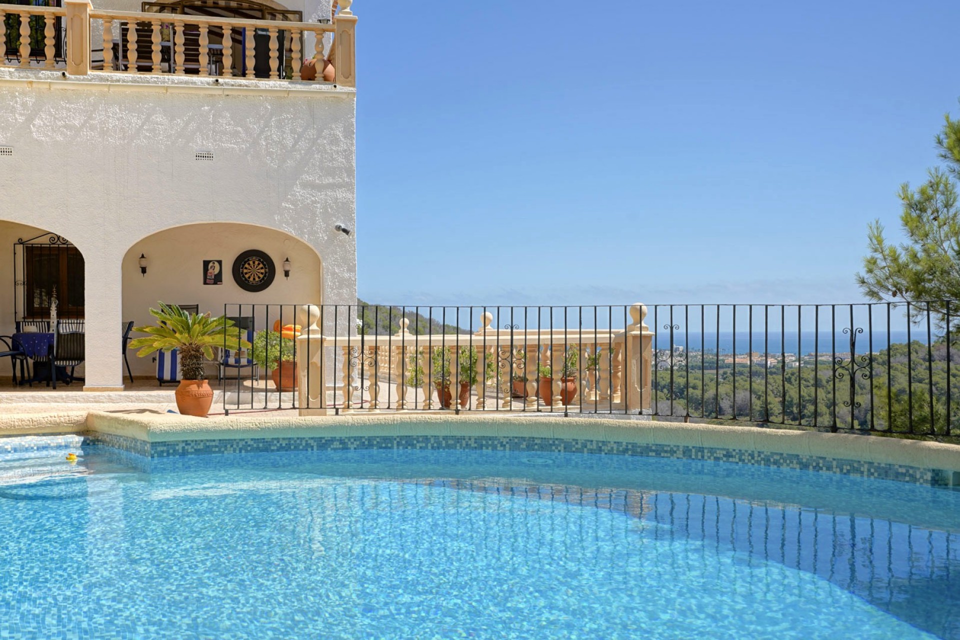 A Vendre - Villa -
Javea