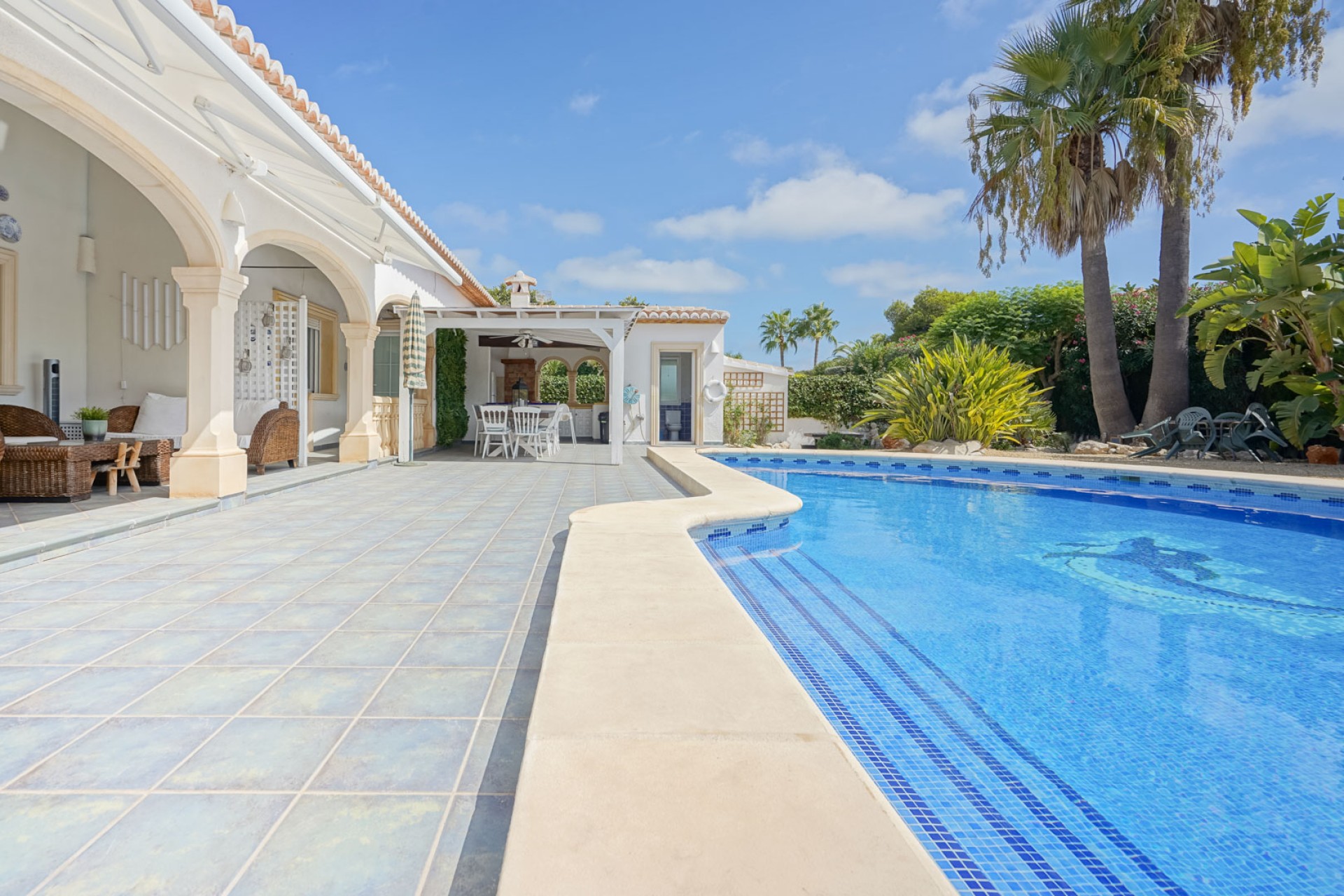 A Vendre - Villa -
Javea