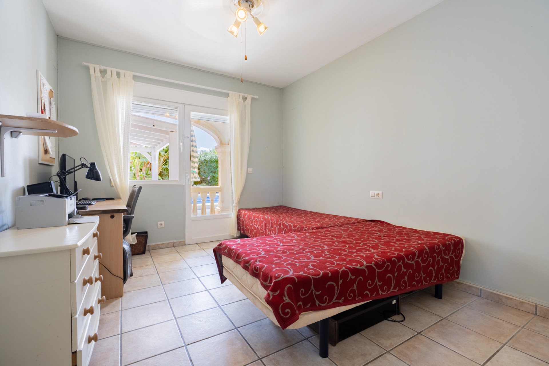 A Vendre - Villa -
Javea