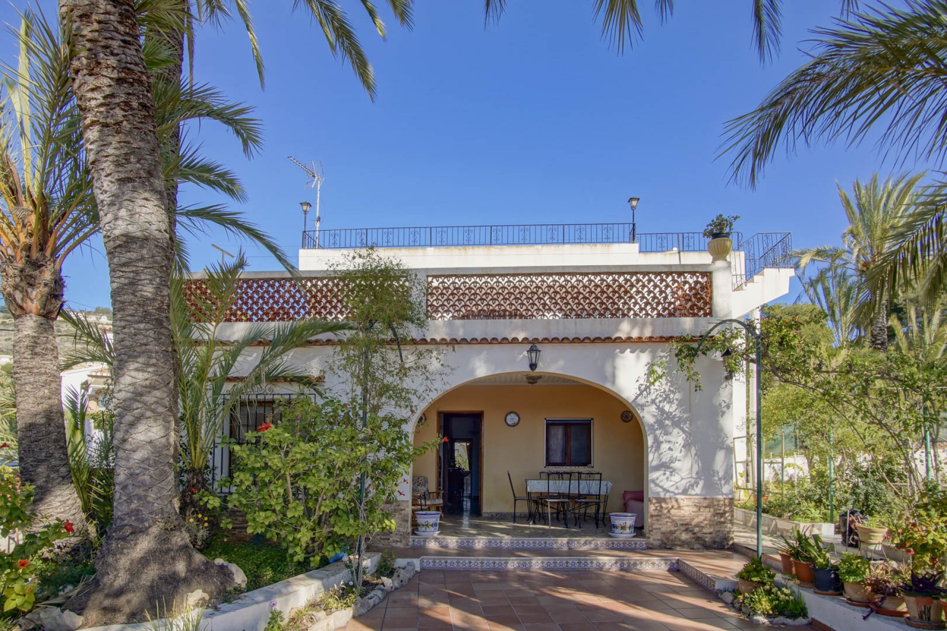 A Vendre - Villa -
Javea
