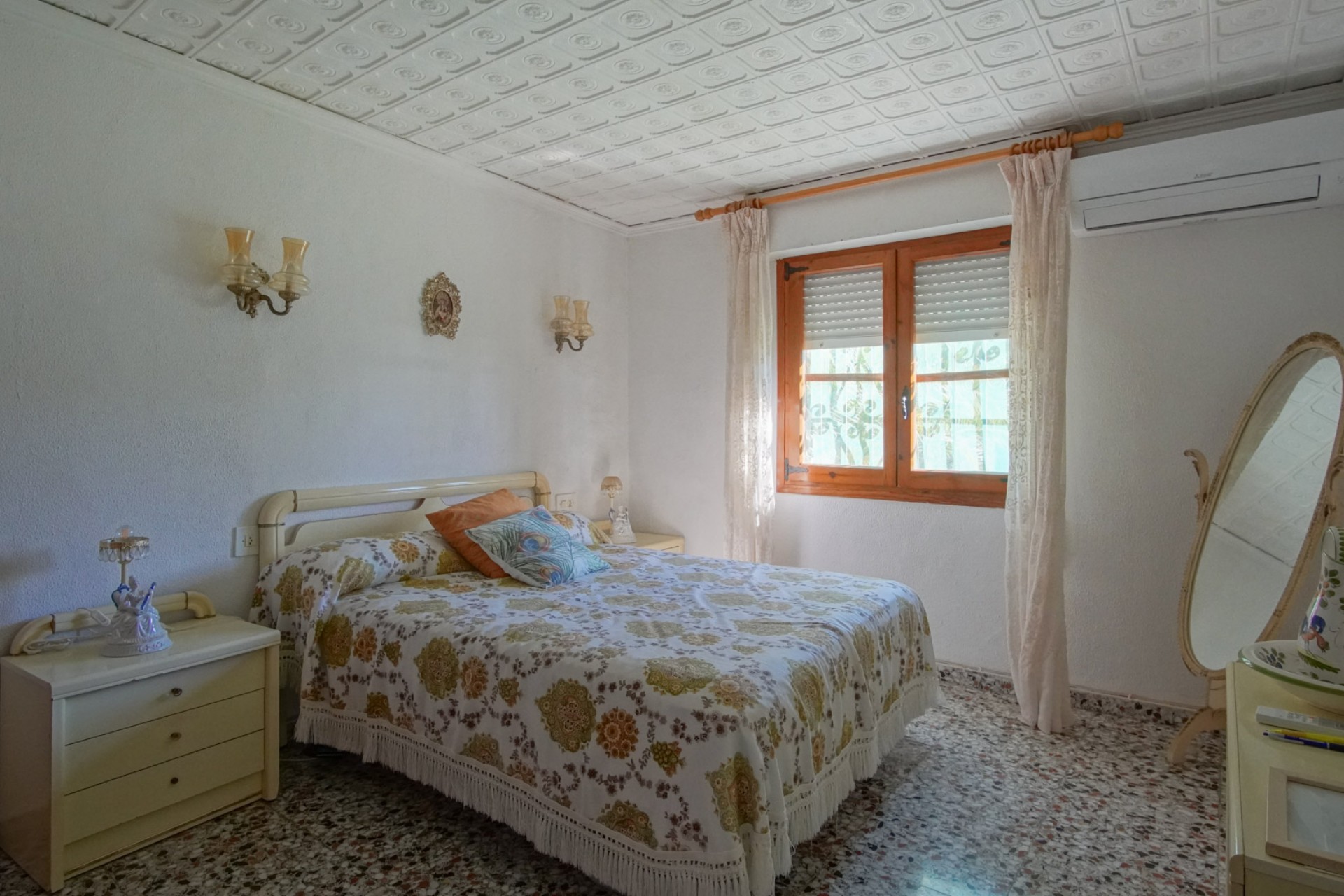 A Vendre - Villa -
Javea